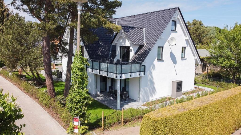 Haus Am Duenenwald Duene 2 Apartment Zingst Exterior foto